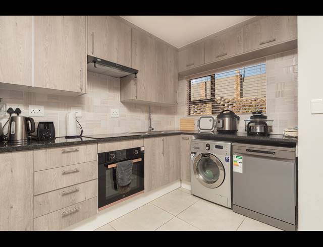 3 BEDROOM APARTMENT FOR SALE IN MULBARTON